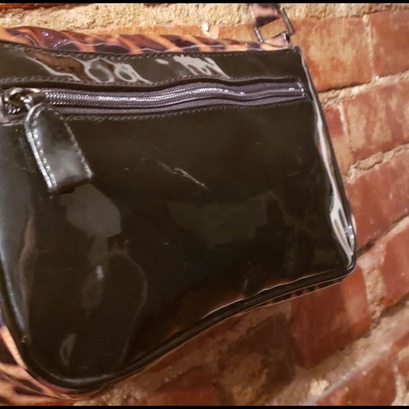 Animal Print Patent Leather Purse - Picture 5 of 8